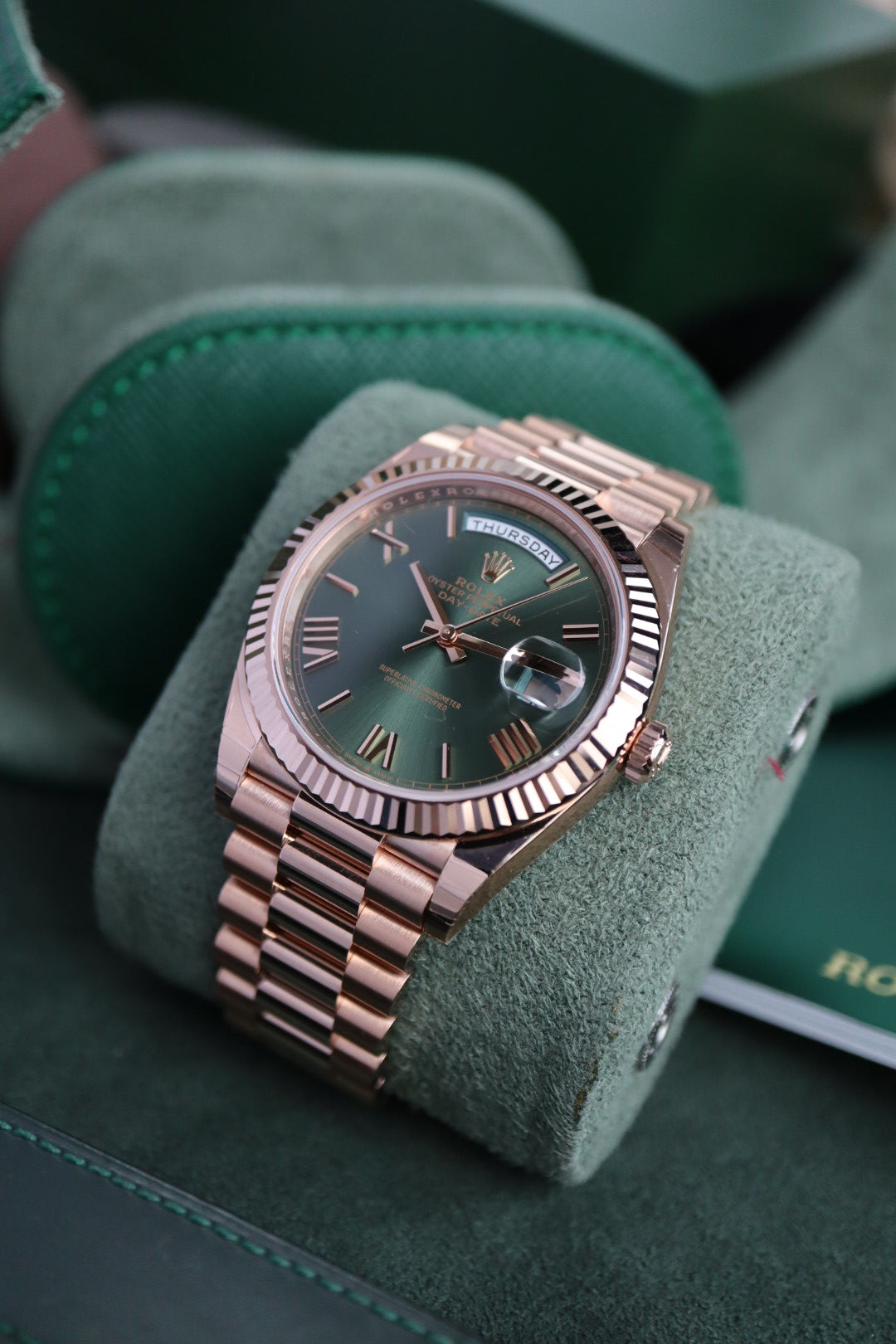 Rolex Day-Date 228235 Olive (2024 NEW) full set