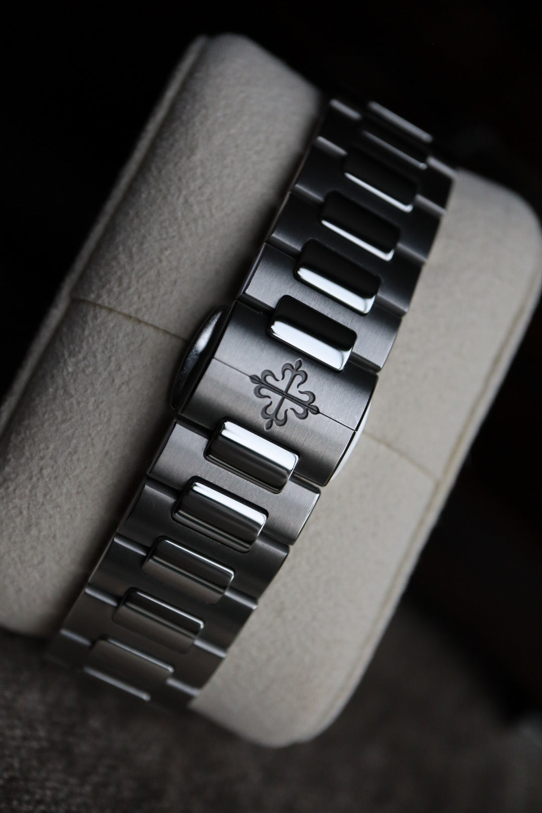 Patek Philippe Nautilus 7118 NEW (2021)