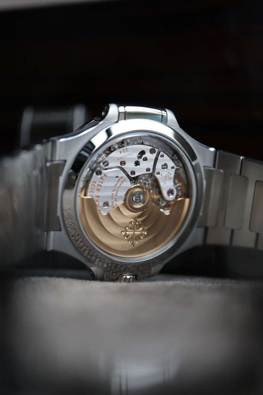 Patek Philippe Nautilus 7118 NEW (2021)