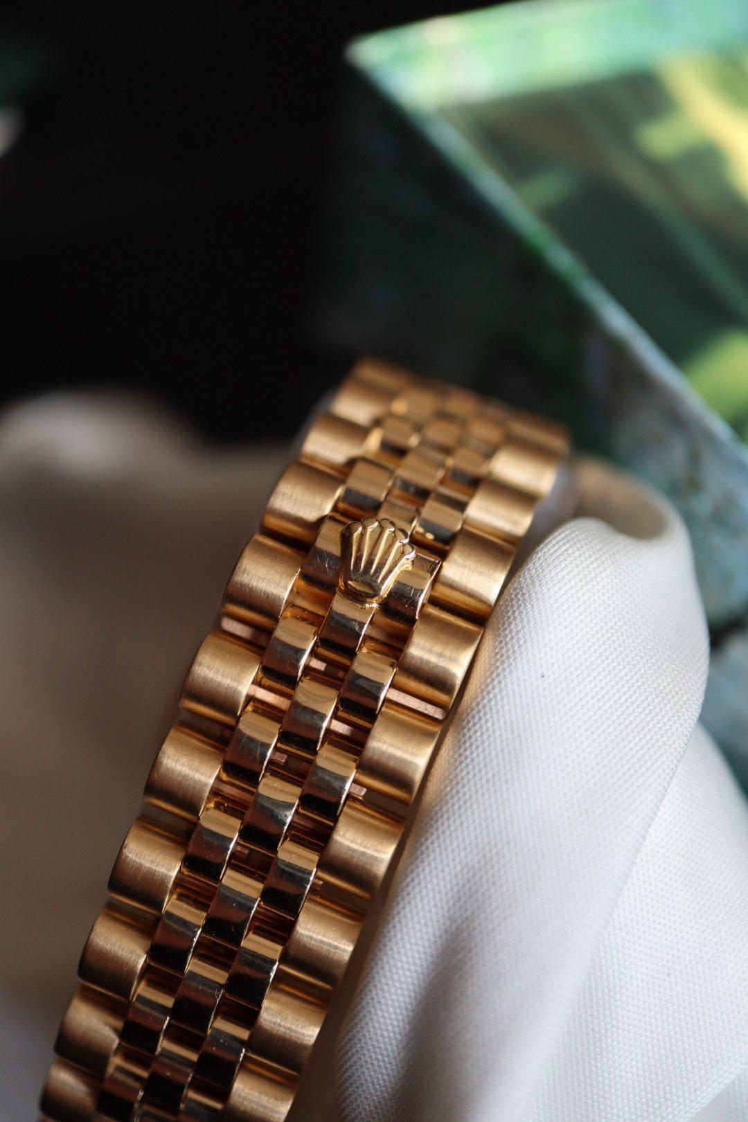 Rolex Datejust 16018 red vignette (1984)