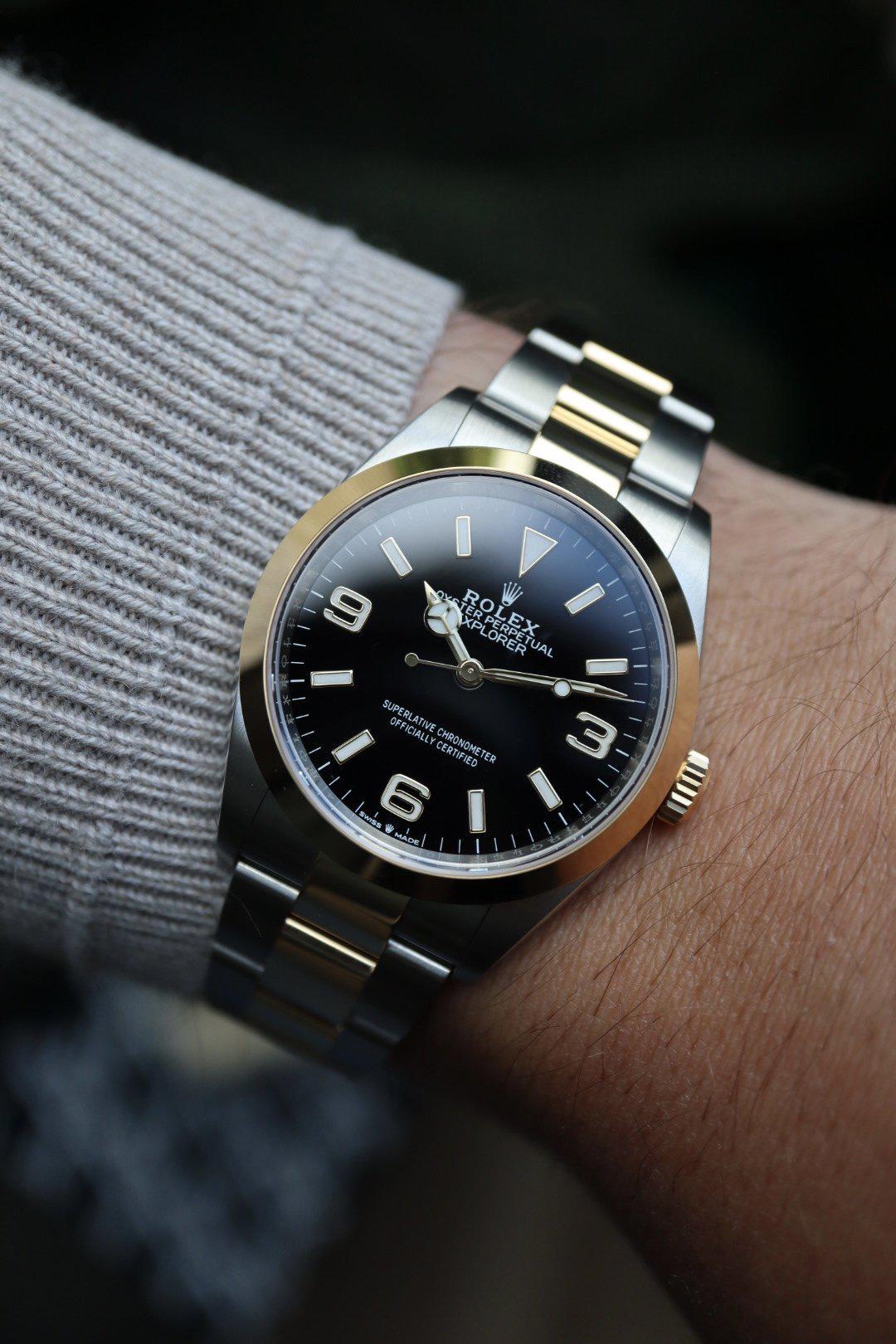 Rolex Explorer 124273 (full set 2021)