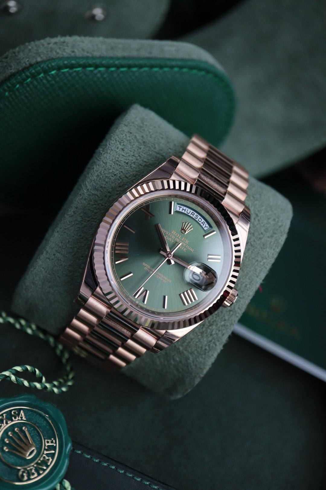 Rolex Day-Date 228235 Olive (2024 NEW) full set