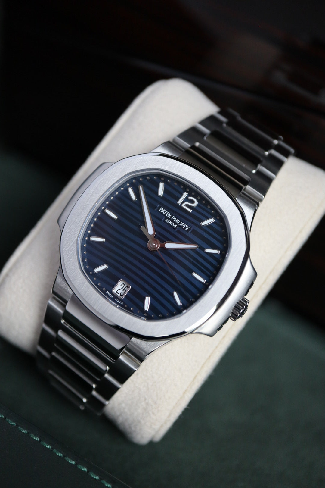 Patek Philippe Nautilus 7118 NEW (2021)