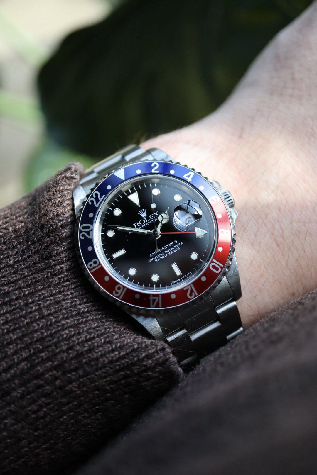 Rolex GMT Master II 16710 "pepsi" — 1997-1998 (full set)