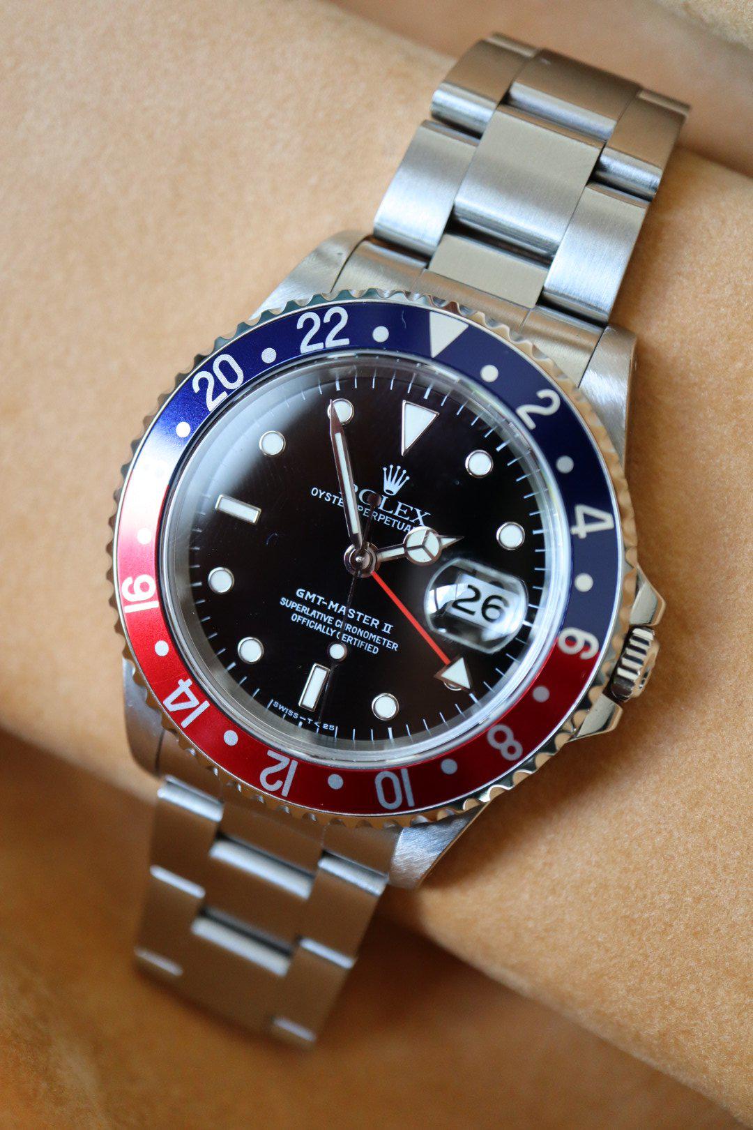 Rolex GMT Master II 16710 "pepsi" — 1997-1998 (full set)