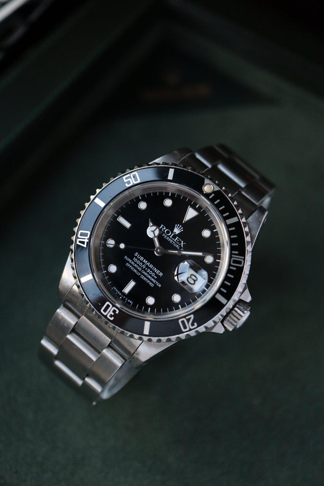 Rolex Submariner Date 16610 — 1991