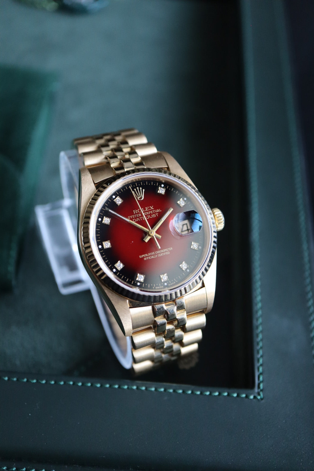 Rolex Datejust 16018 red vignette (1984)